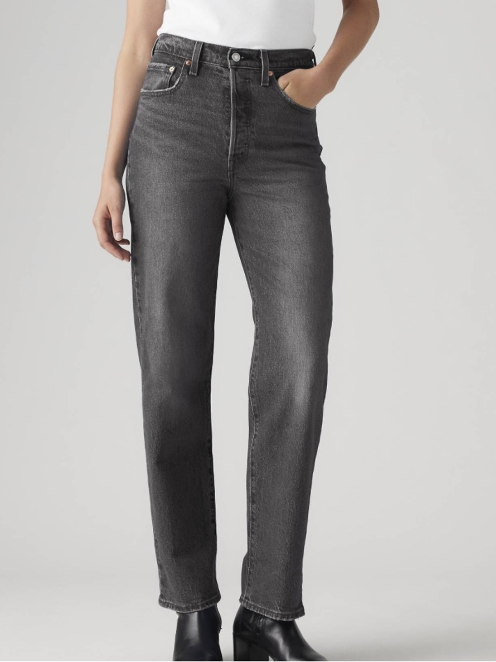 LEVIS RIBCAGE STRAIGHT ANKLE JEAN
